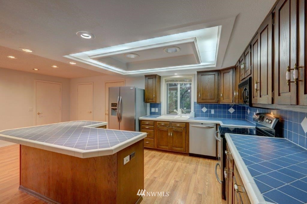 4519 Arvick Road Southeast Port Orchard, WA 98366 - Photo 9 of 31 Gallery Image 9