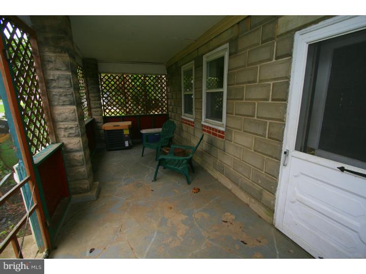 94 North Hook Road Pennsville, NJ 08070 - Photo 18 of 24 Porch