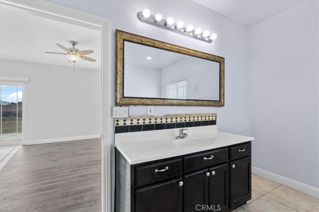 15833 Sago Road Apple Valley, CA 92307 - Photo 16 of 30