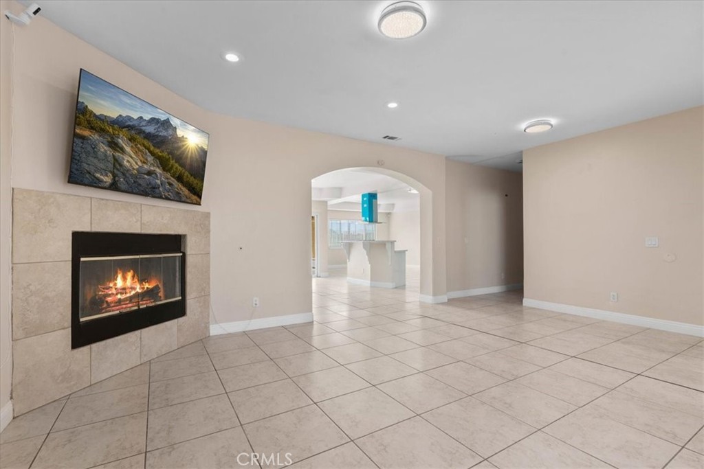 15833 Sago Road Apple Valley, CA 92307 - Photo 9 of 30