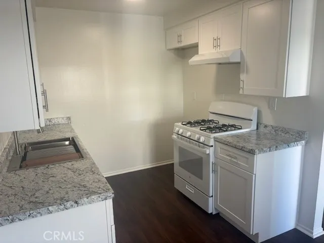 $2,195 | 515 7th Street, Unit D, Huntington Beach, CA 92648