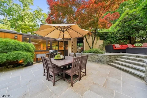$1,299,000 | 21 Sheffield Terrace, West Orange, NJ 07052