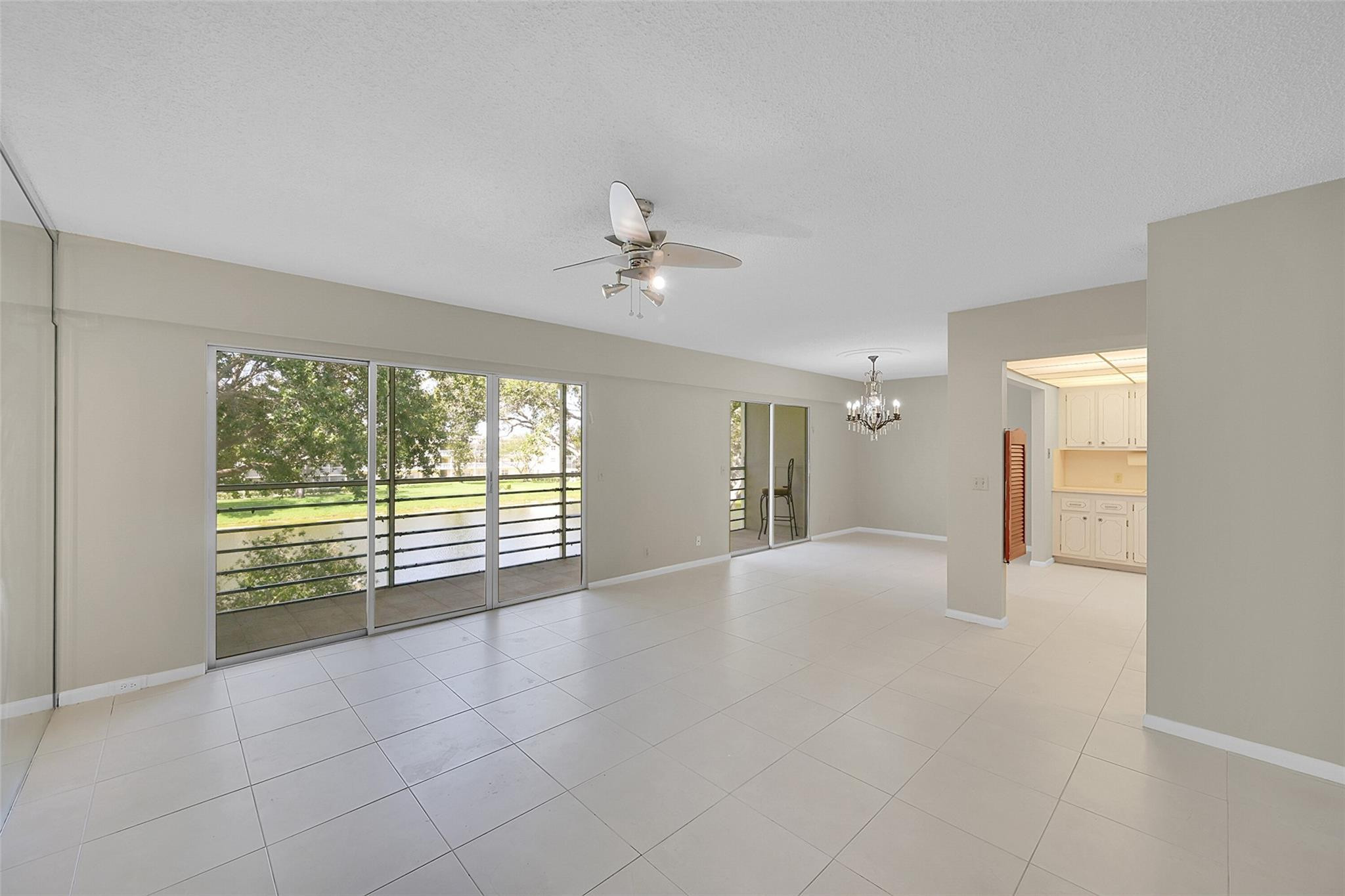 162 Dorset D, Unit 162 Boca Raton, FL 33434 - Photo 4 of 17 Photo 4