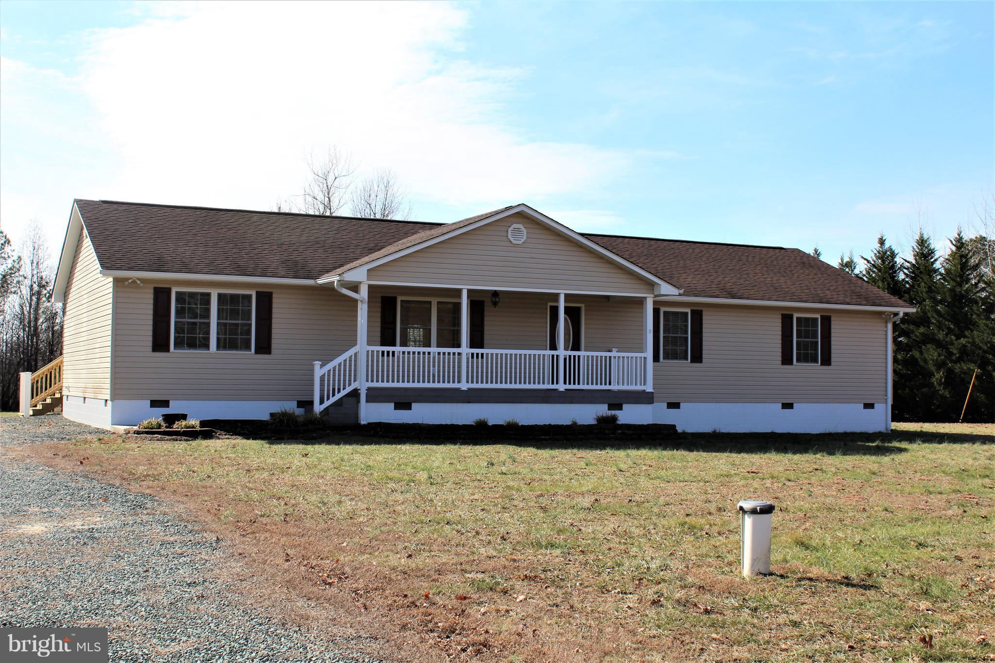 344 Mallory Road Louisa, VA 23093 - Photo 2 of 33