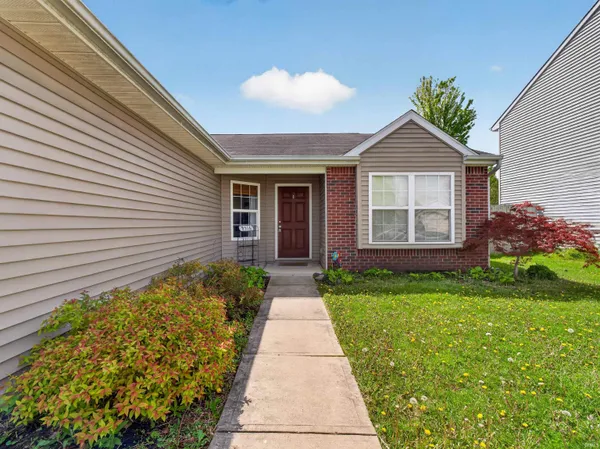 $239,900 | 9516 Golden Oak Drive, Fort Wayne, IN 46835