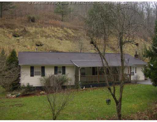 36 Bufflick Road Clendenin, WV 25045 - Photo 1 of 8 Exterior Front.