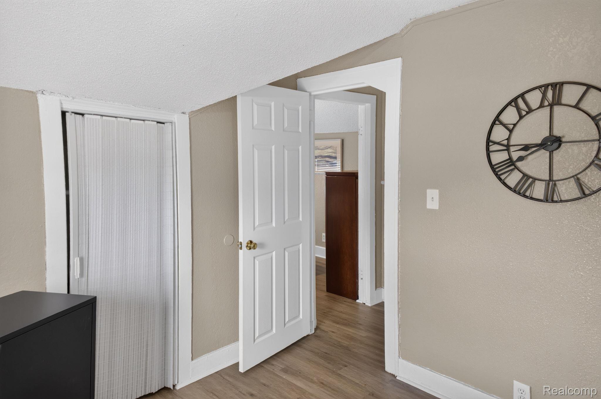 15859 Santa Rosa Drive Detroit, MI 48238 - Photo 19 of 33 19-web-or-mls-2J4A9812.jpg