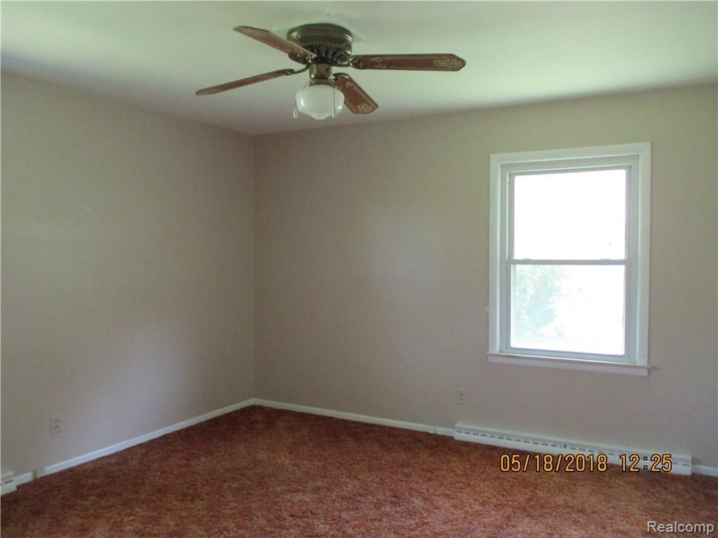 7526 Coldwater Road Flushing, MI 48433 - Photo 27 of 32