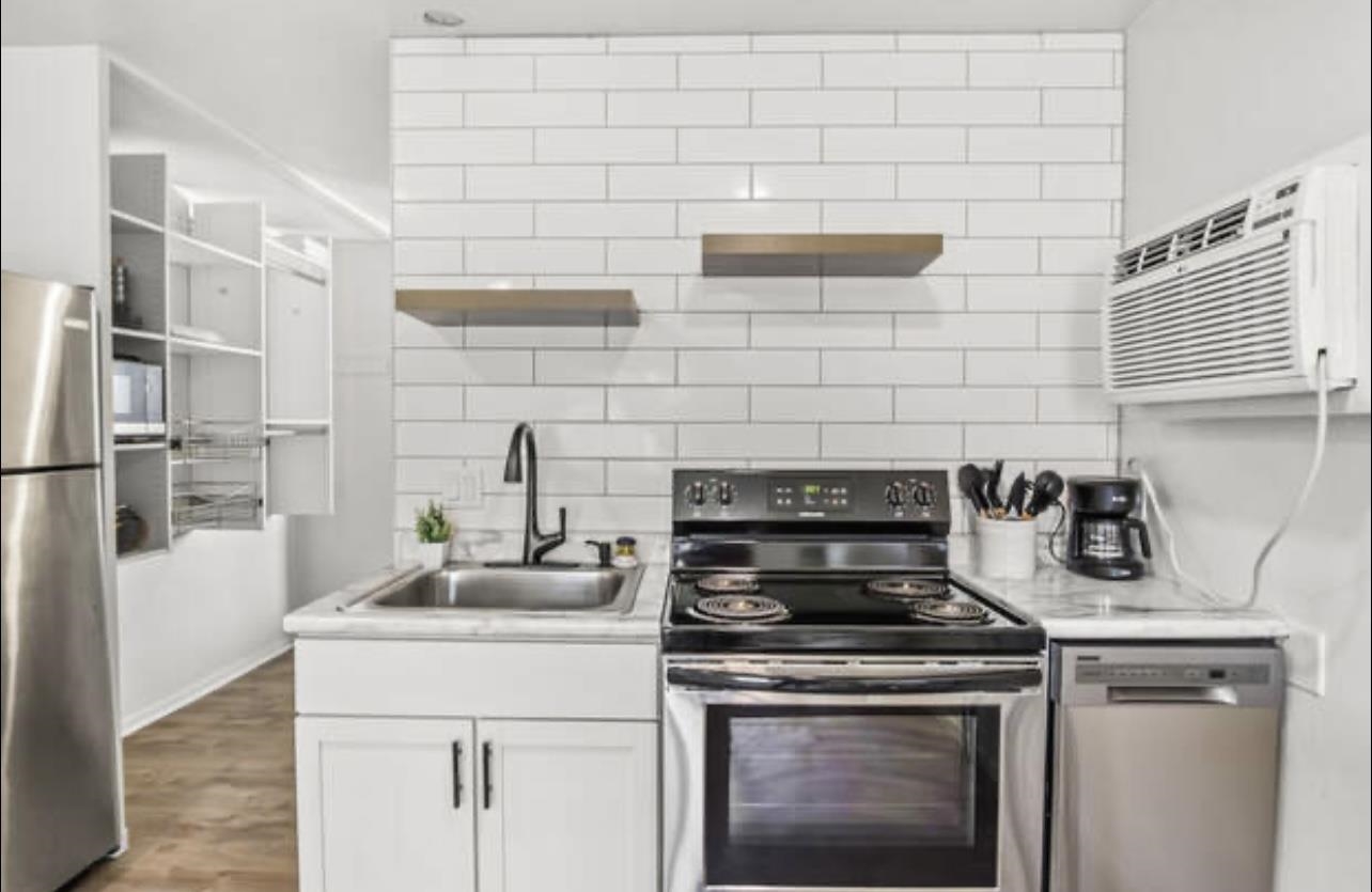 514 East Mifflin Street Madison, WI 53703 - Photo 3 of 9