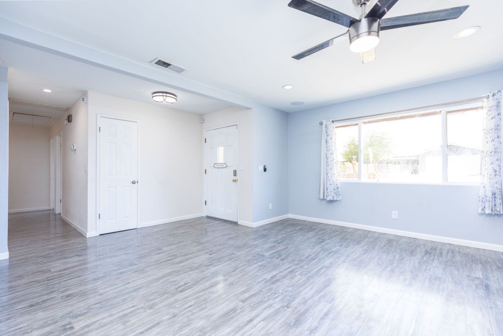 1241 West Iowa Avenue Ridgecrest, CA 93555 - Photo 8 of 33