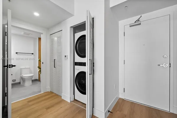 $3,214 | 2479 Northeast 192 Street, Unit 208, Miami, FL 33180