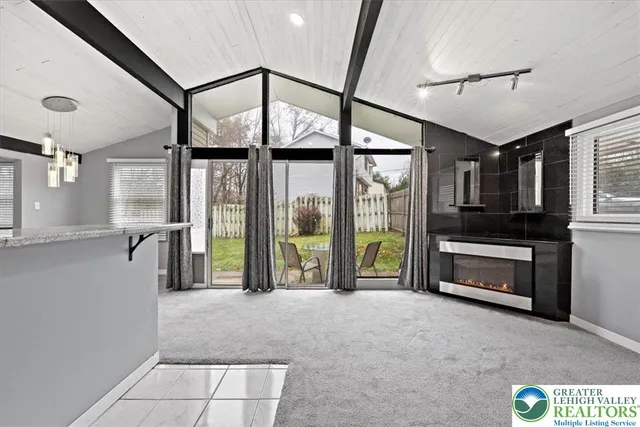 $300,000 | 536 Highland Drive, East Stroudsburg, PA 18302