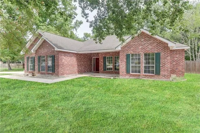 $294,000 | 30167 East Street, Lacombe, LA 70445