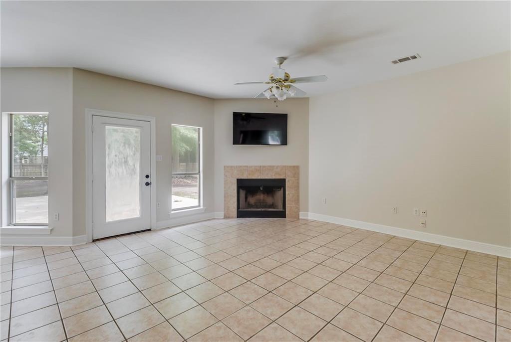 30167 East Street Lacombe, LA 70445 - Photo 9 of 38