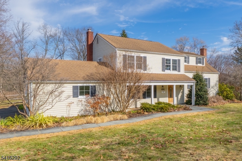 32 Deerfield Road Mendham, NJ 07945 - Photo 2 of 50