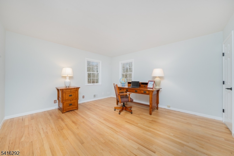 32 Deerfield Road Mendham, NJ 07945 - Photo 25 of 50