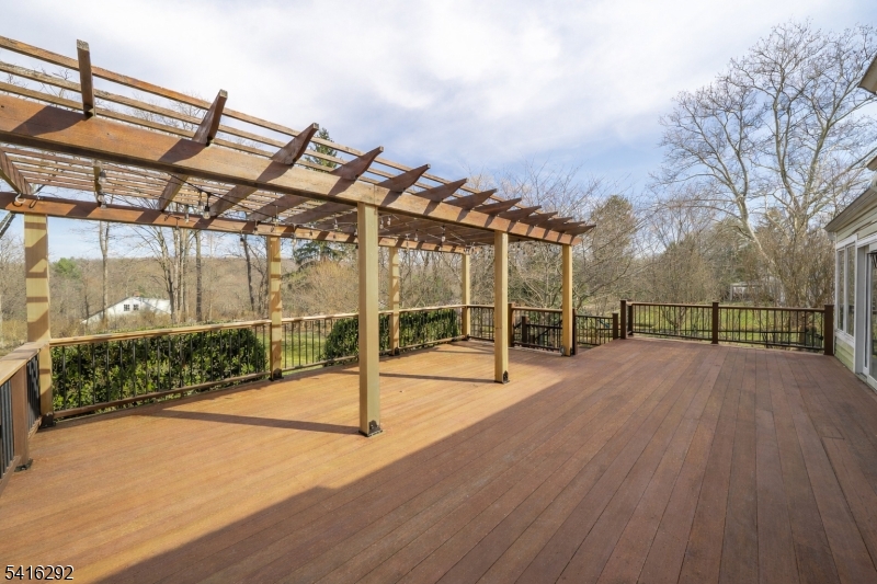 32 Deerfield Road Mendham, NJ 07945 - Photo 38 of 50