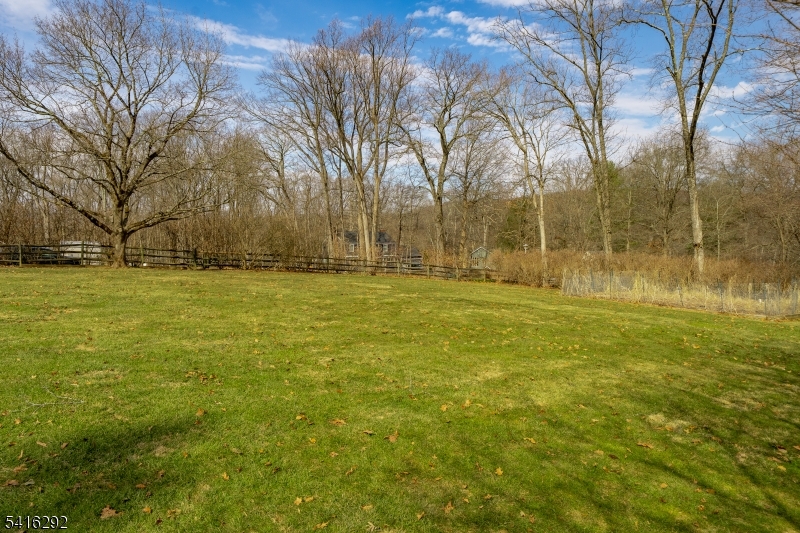 32 Deerfield Road Mendham, NJ 07945 - Photo 43 of 50