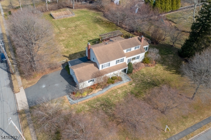 32 Deerfield Road Mendham, NJ 07945 - Photo 46 of 50