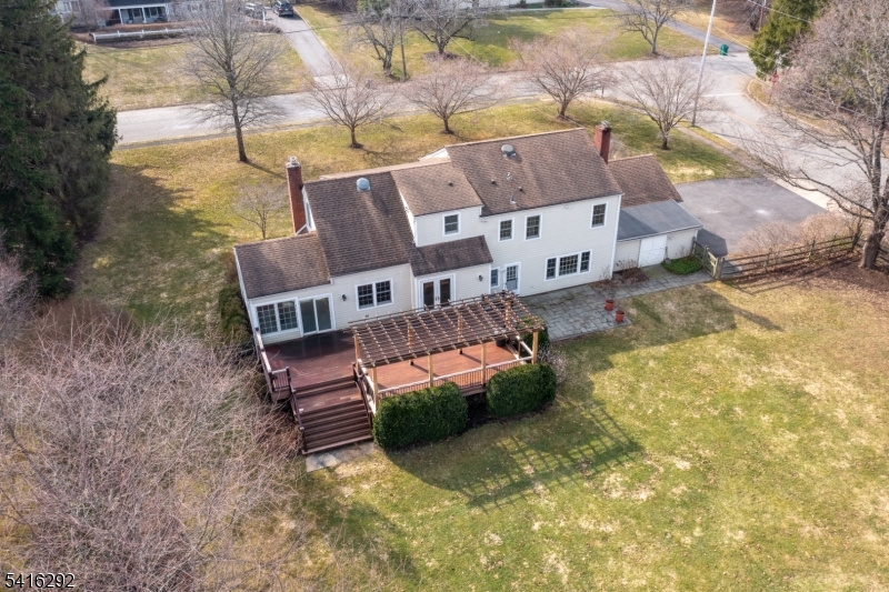 32 Deerfield Road Mendham, NJ 07945 - Photo 47 of 50