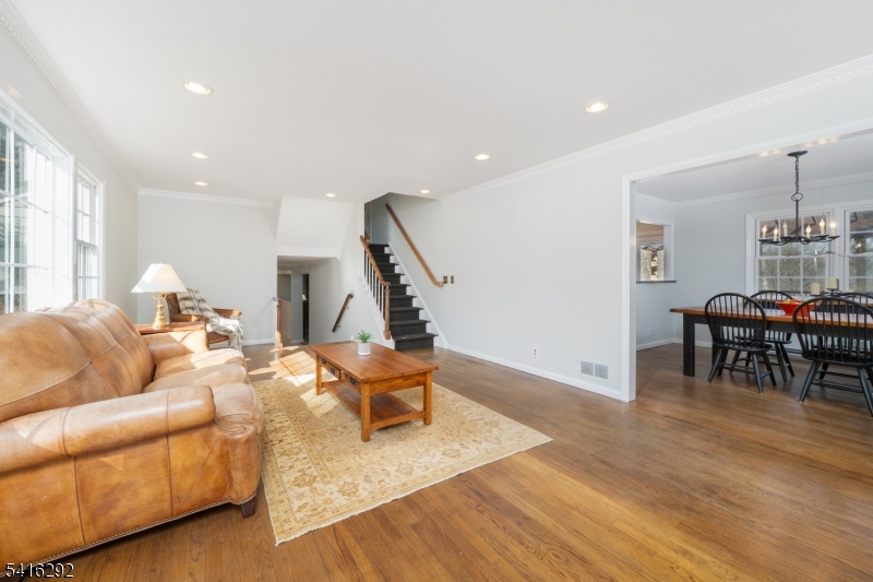 32 Deerfield Road Mendham, NJ 07945 - Photo 6 of 50