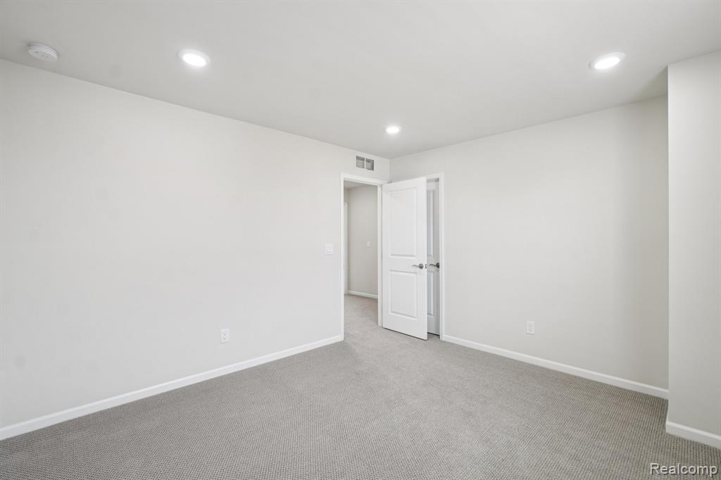 22820 Martin Road South Lyon, MI 48178 - Photo 52 of 82
