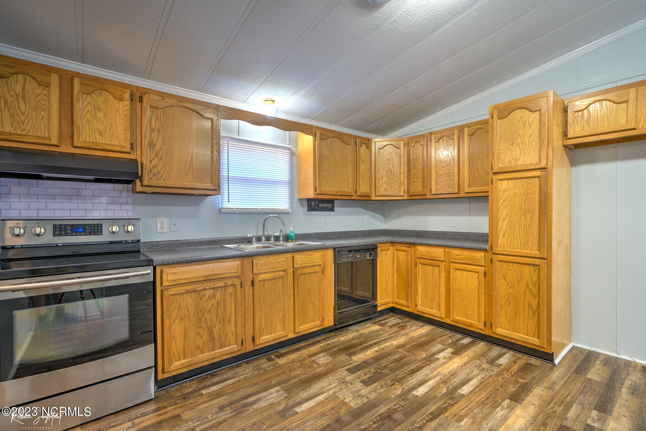 283 Crestview Drive Rockingham, NC 28379 - Photo 7 of 20 DSC07920_1_2