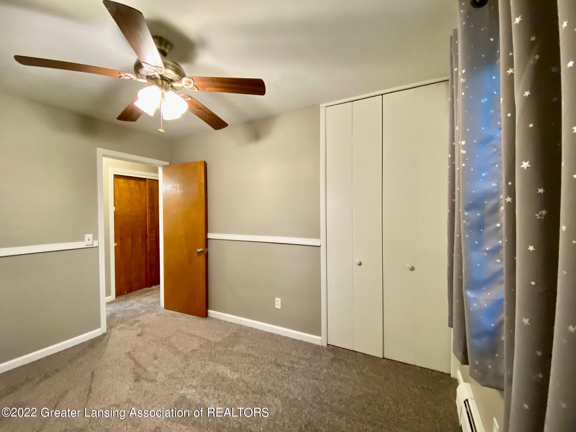 5596 Shoeman Road Haslett, MI 48840 - Photo 26 of 37 bed 2