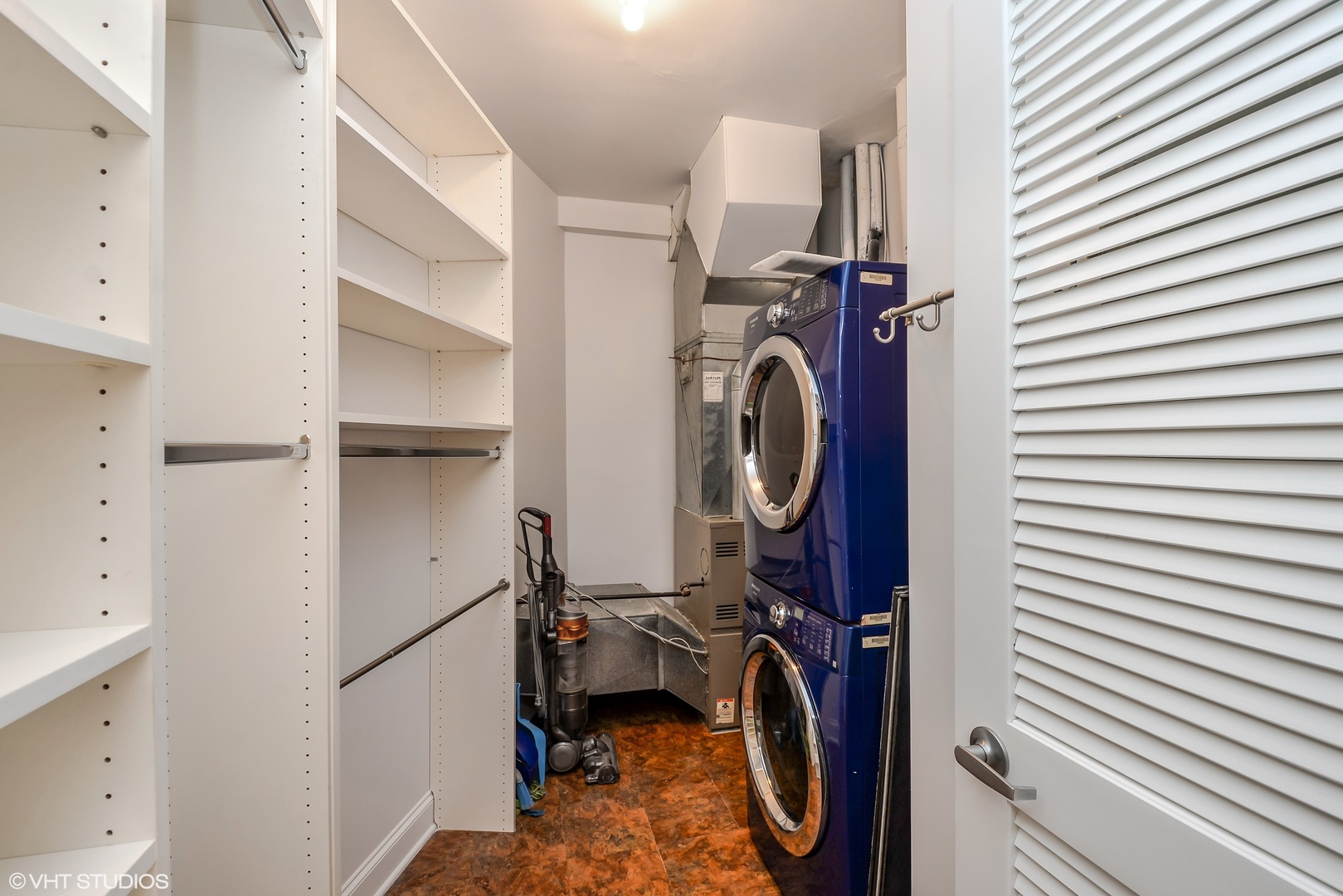 1260 West Washington Boulevard, Unit 504 Chicago, IL 60607 - Photo 9 of 10