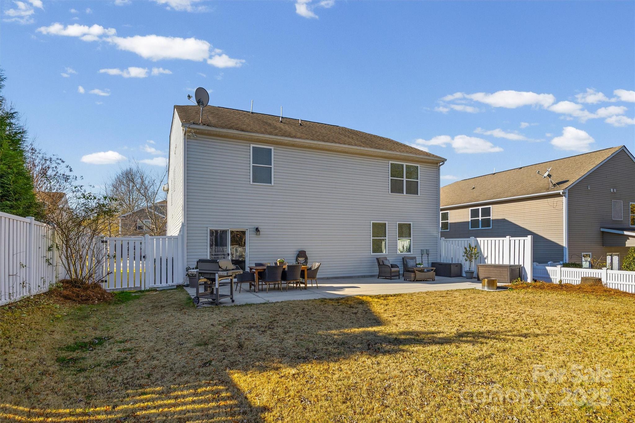 422 Garden Grove Road Fort Mill, SC 29708 - Photo 33 of 39 a view of a house with backyard and sitting area