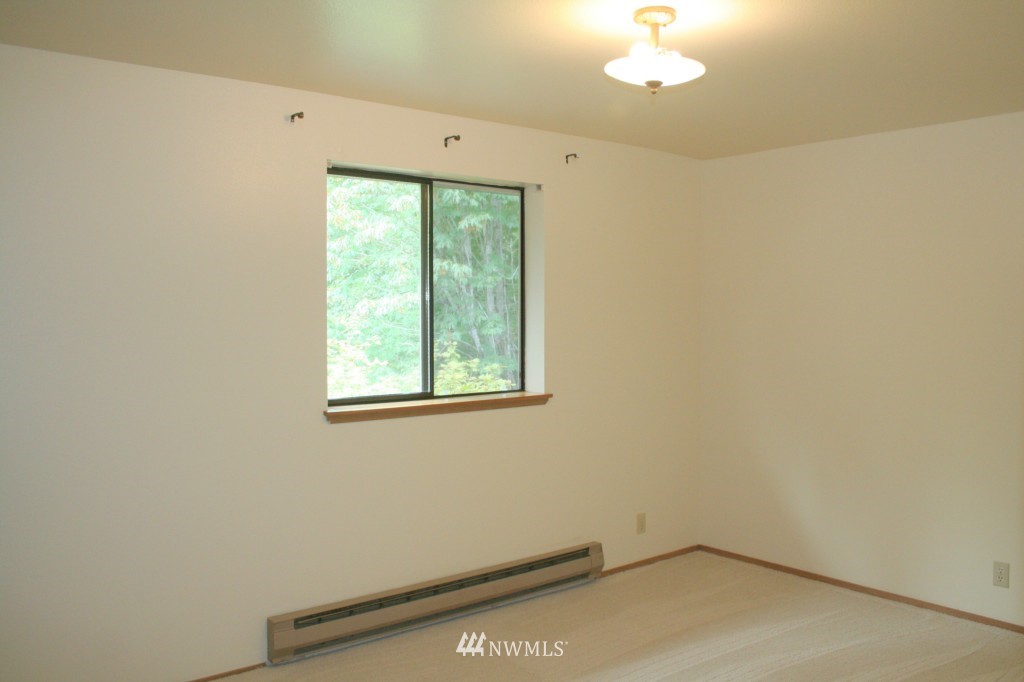 1533 201st Place Southeast, Unit 13CC Bothell, WA 98012 - Photo 9 of 14 Gallery Image 9