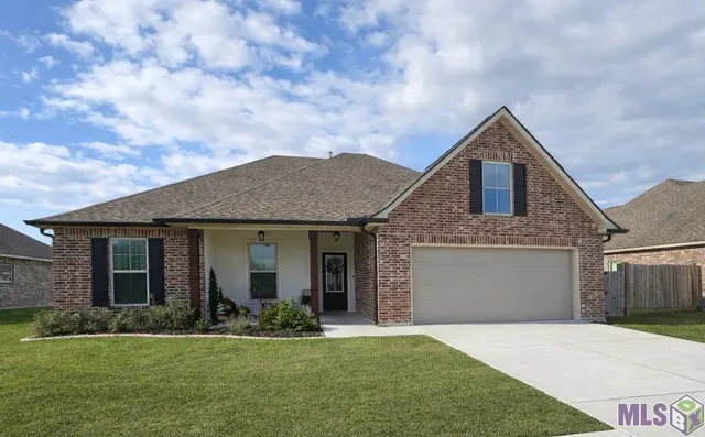 $320,000 | 343 Modesto Drive, Houma, LA 70364