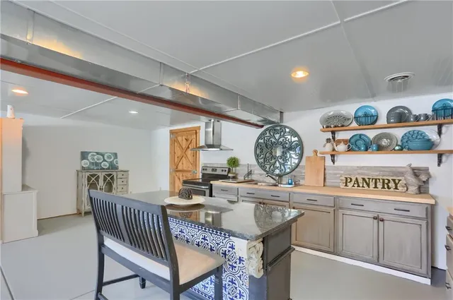 $339,900 | 419 Bon Aire Avenue, New Castle, PA 16105