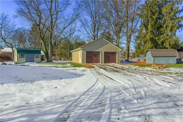 $339,900 | 419 Bon Aire Avenue, New Castle, PA 16105