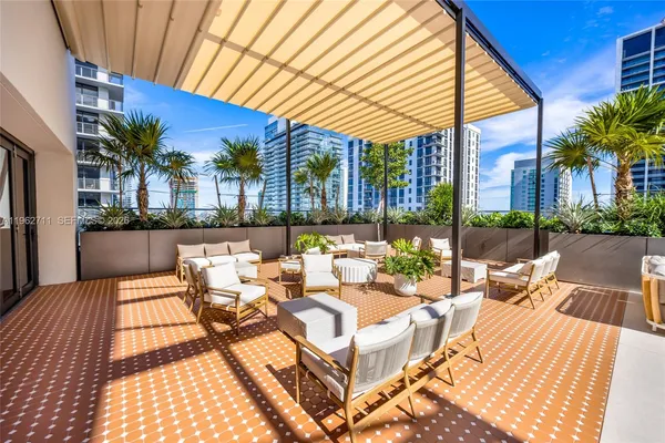 $450,000 | 11 Northeast 6th Street, Unit 1208, Miami, FL 33132