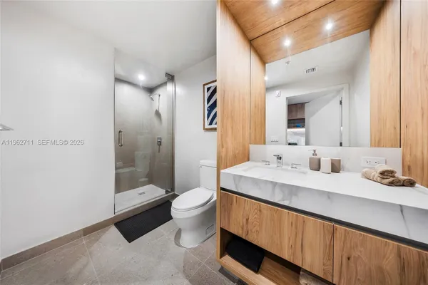 $450,000 | 11 Northeast 6th Street, Unit 1208, Miami, FL 33132