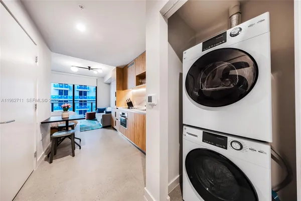 $450,000 | 11 Northeast 6th Street, Unit 1208, Miami, FL 33132