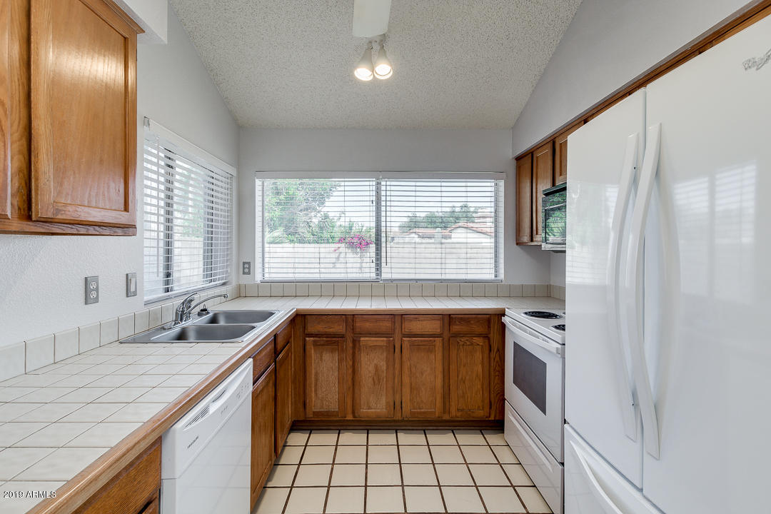 4660 East Piedmont Road Phoenix, AZ 85044 - Photo 12 of 32 12-Piedmont