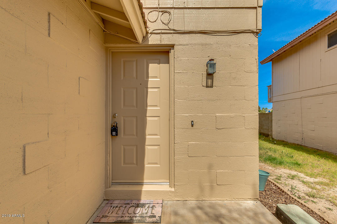 4660 East Piedmont Road Phoenix, AZ 85044 - Photo 5 of 32 05-Piedmont