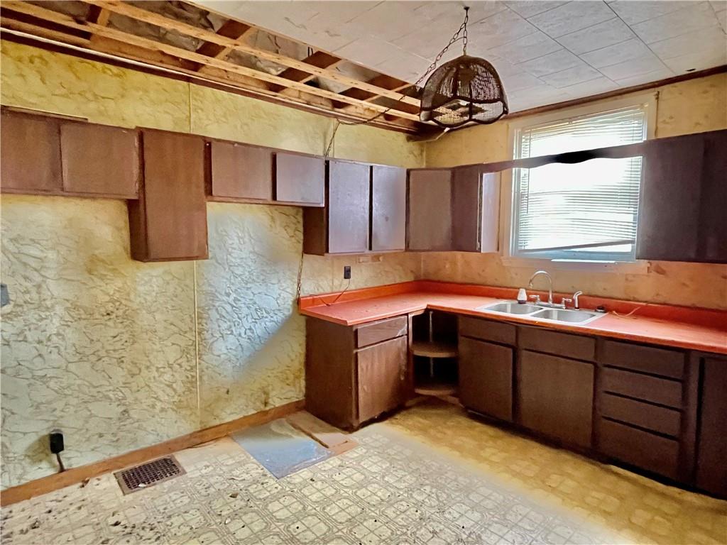 506 West 9th Street Rochester, IN 46975 - Photo 25 of 61