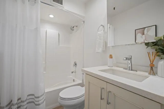 $689,900 | 4730 Noyes Street, Unit 106, San Diego, CA 92109