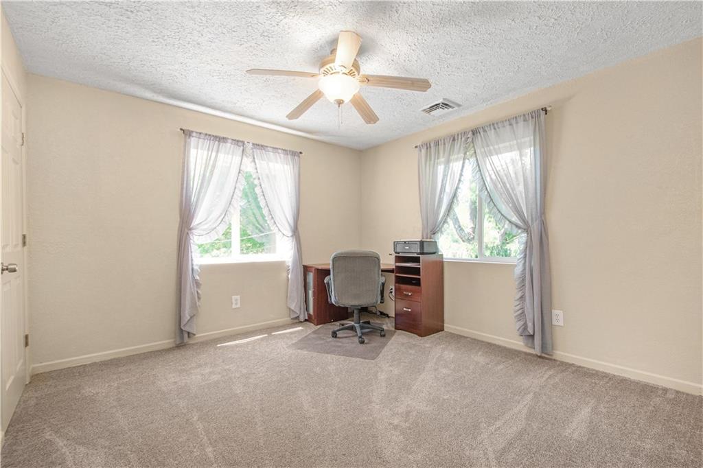 10 Swihart Road Canonsburg, PA 15317 - Photo 22 of 25 3rd bedroom , spacious and neutral