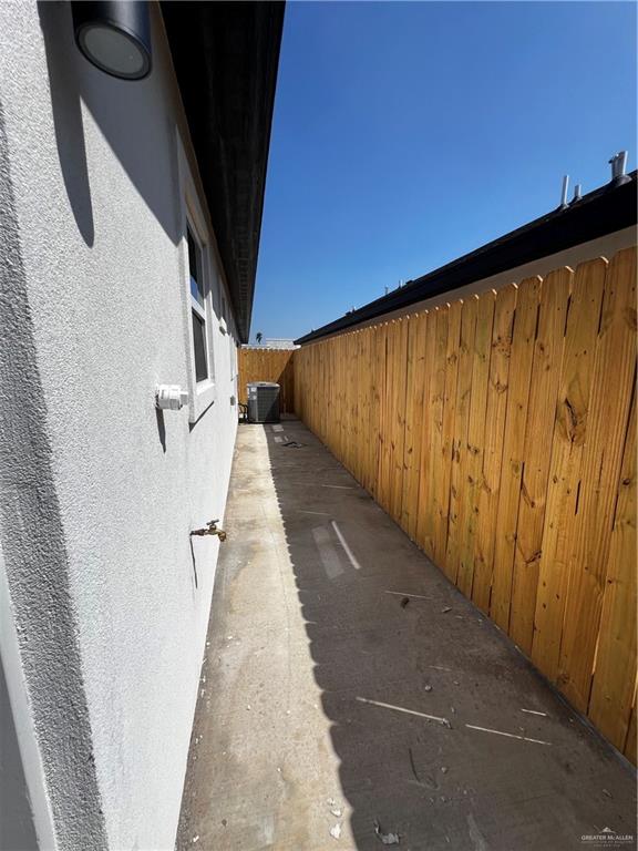 2011 Selena Street, Unit 3 Mission, TX 78572 - Photo 15 of 15