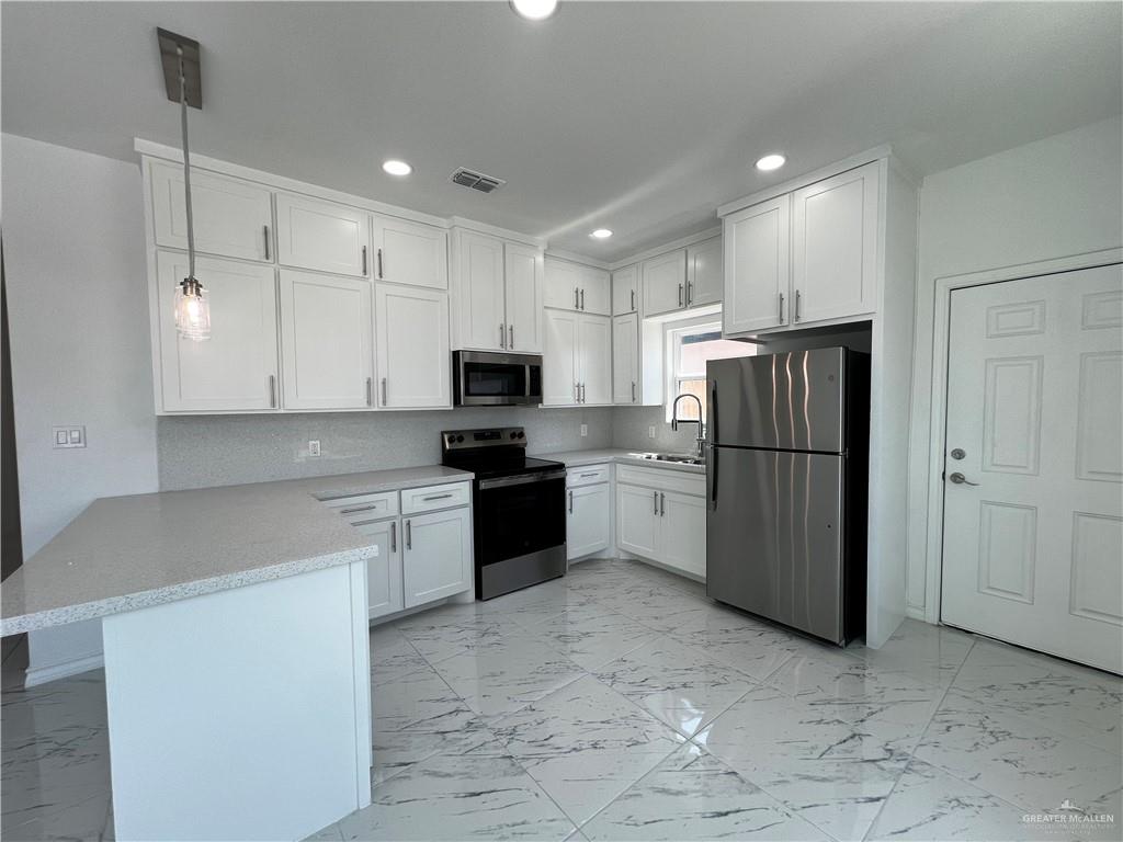 2011 Selena Street, Unit 3 Mission, TX 78572 - Photo 7 of 15