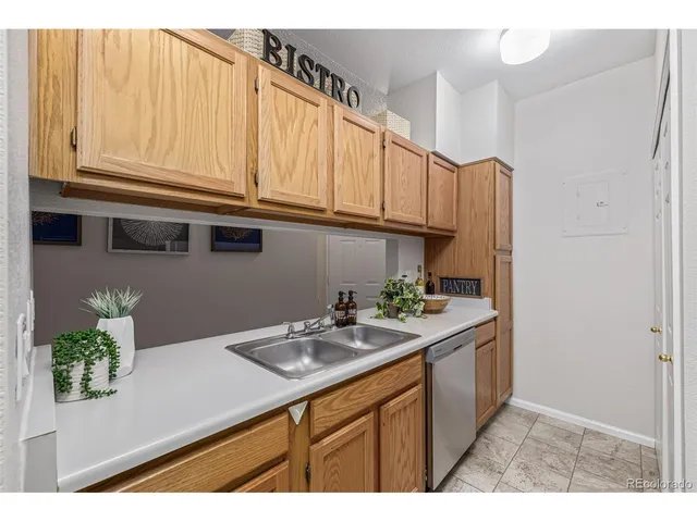 $349,900 | 7481 Singing Hills Drive, Unit F, Boulder, CO 80301