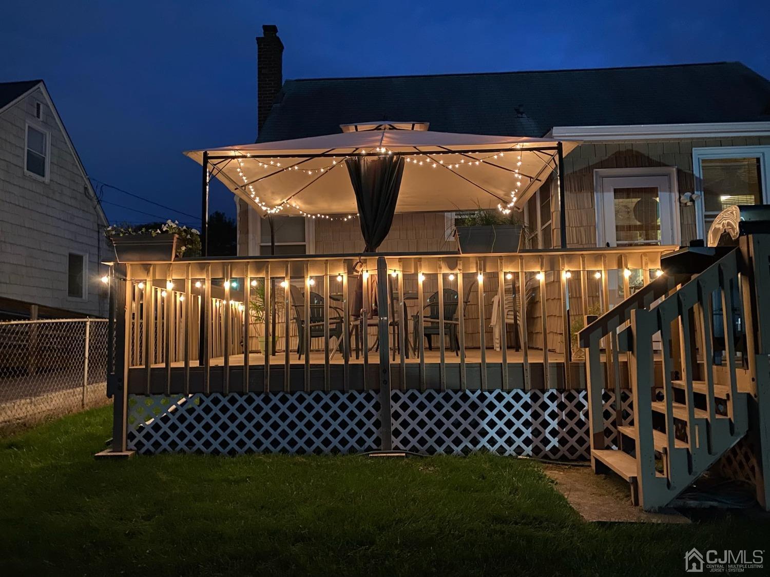 155 East Hill Road Colonia, NJ 07067 - Photo 29 of 37 a view of outdoor space