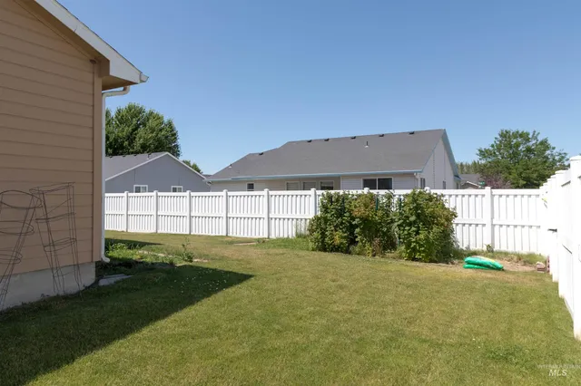 $2,195 | 1003 Partridge Street, Fruitland, ID 83619