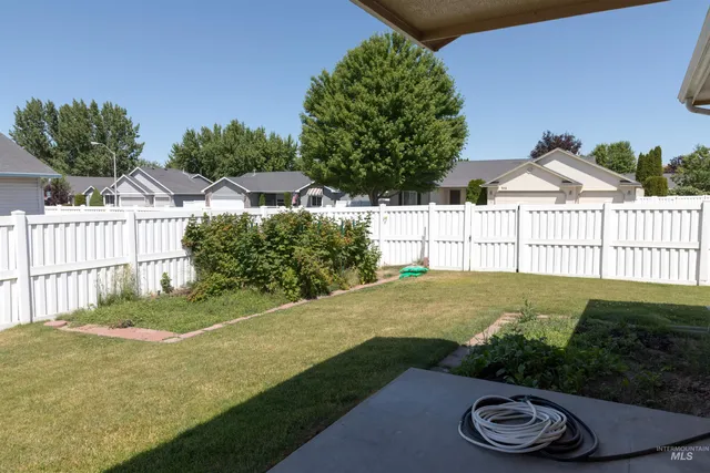 $2,195 | 1003 Partridge Street, Fruitland, ID 83619