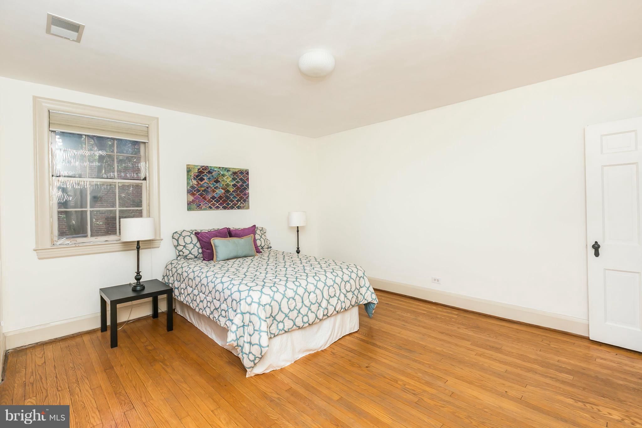2417 Briarwood Road Baltimore, MD 21209 - Photo 15 of 30 Bedroom (Master)