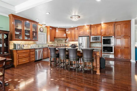 $575,000 | 56 Sammy Snead Drive, Hilltop Lakes, TX 77871